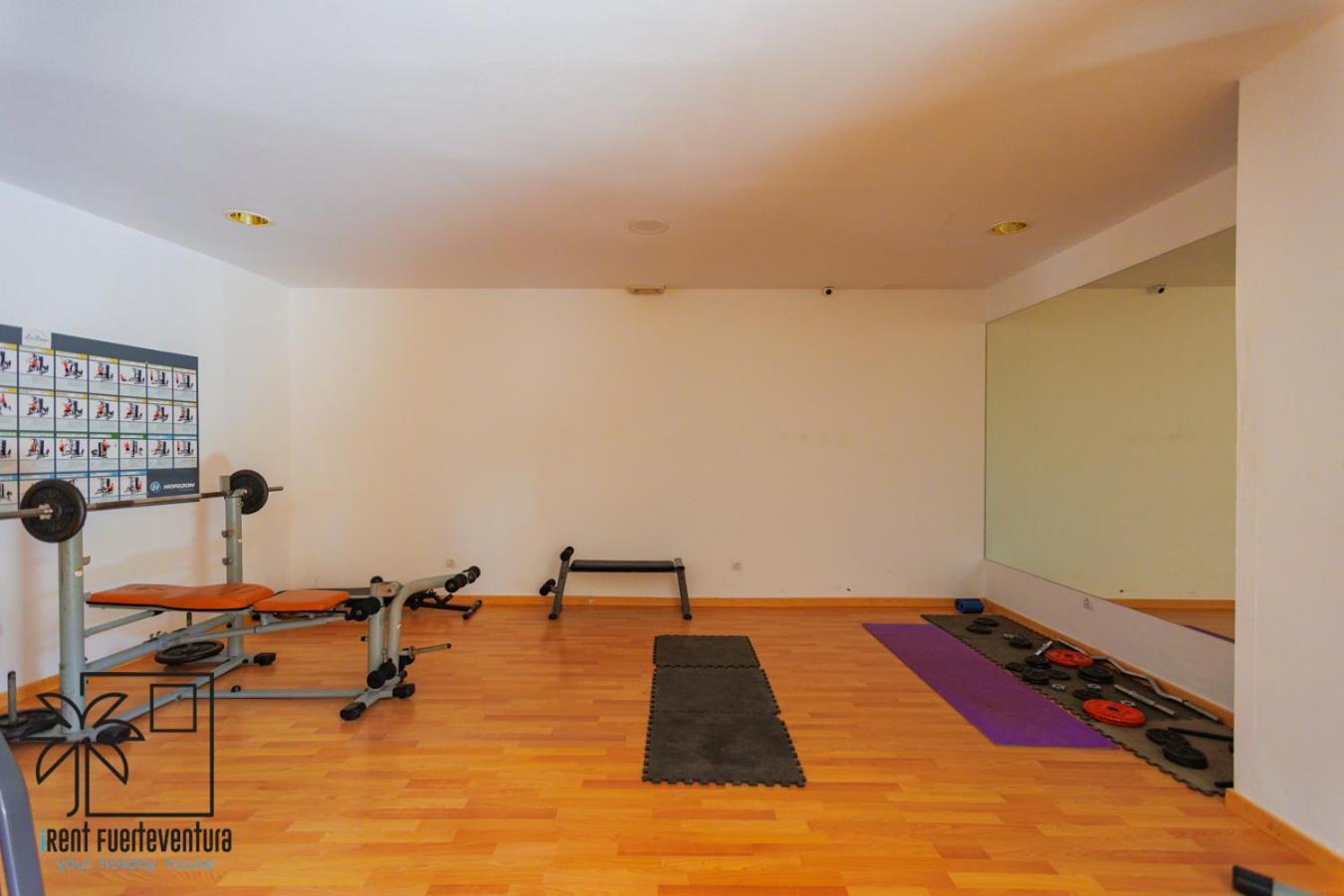 Apartamento Hola Bent Pool And Terrace Irent Fuerteventura Corralejo Exterior foto